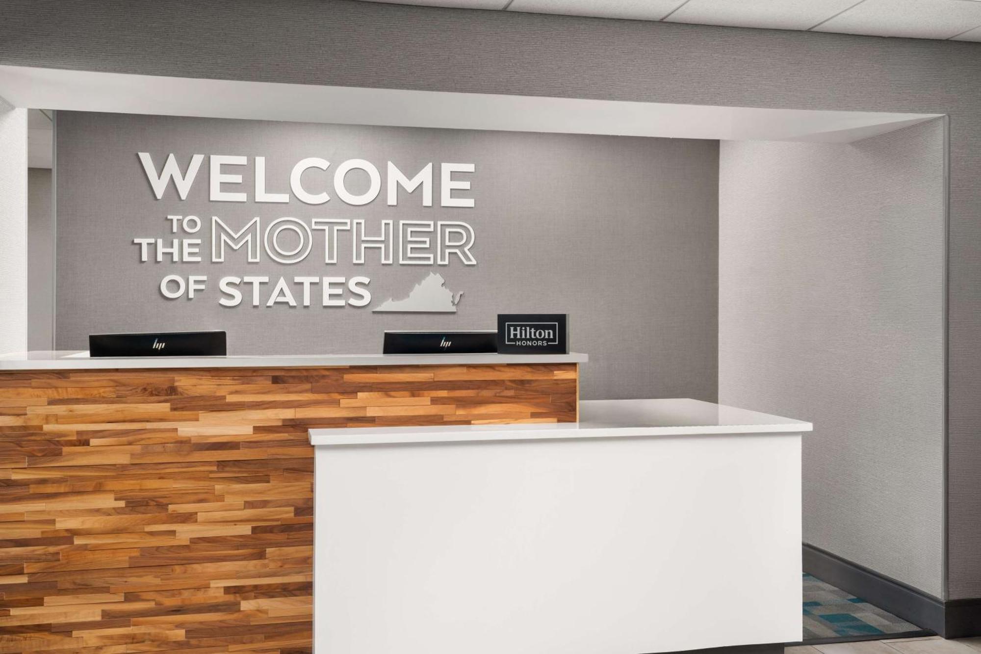 Hampton Inn Roanoke/Hollins - I-81 Экстерьер фото